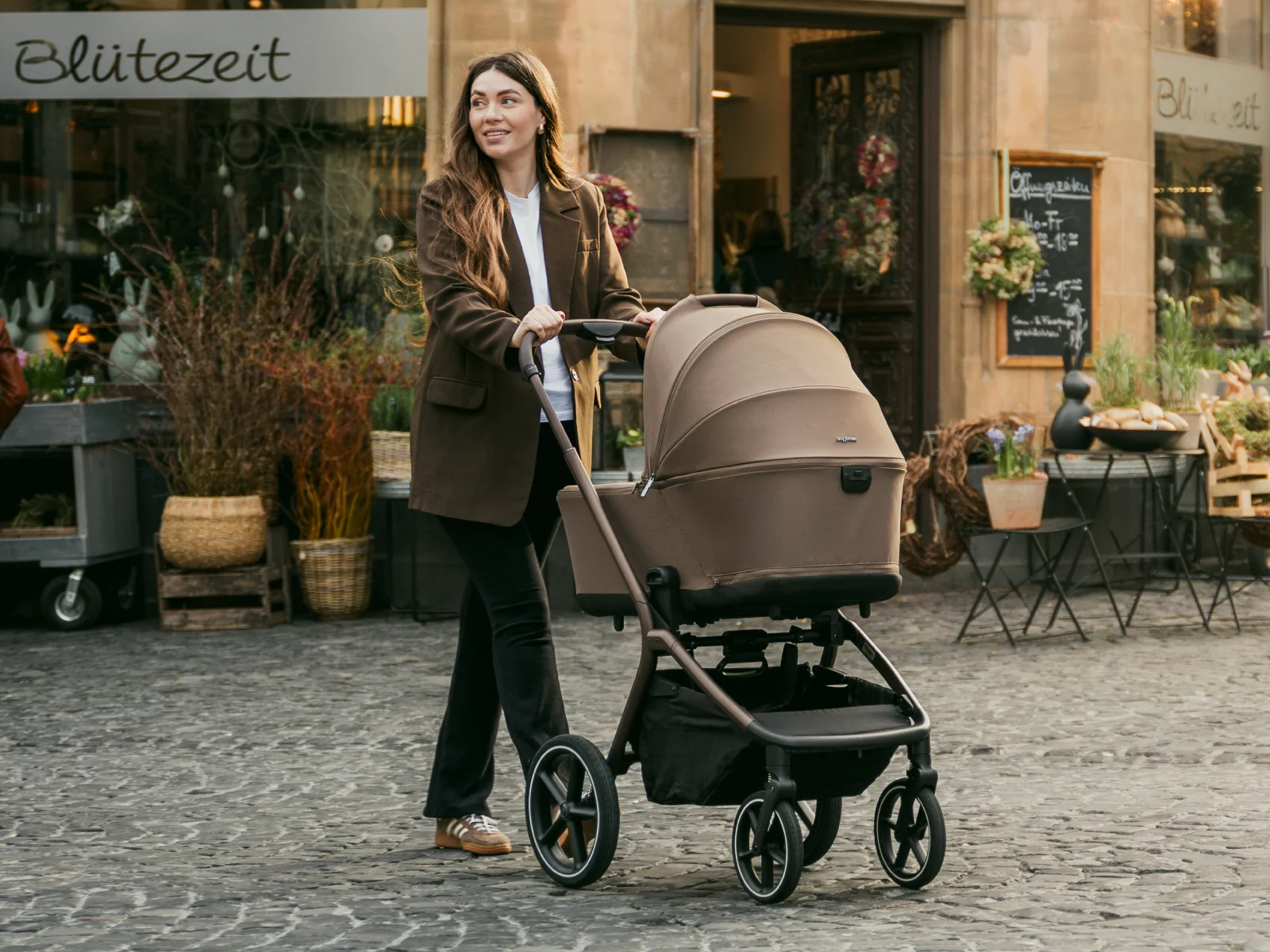 my junior Mavi Kinderwagen